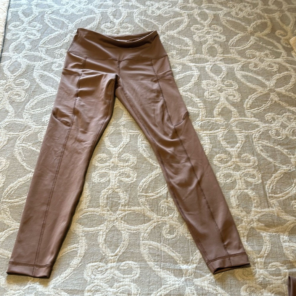 NWOT Women’s leggings